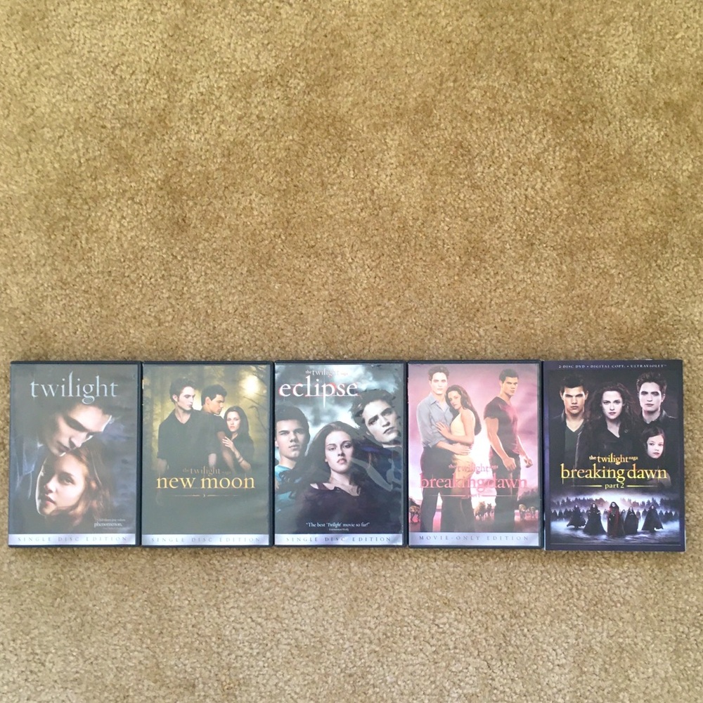 The Twilight Series ⭐️Not Sold Separately⭐️